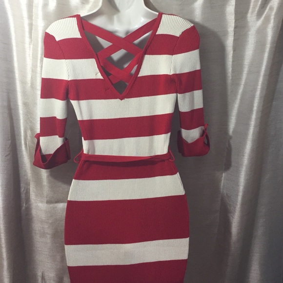 Beautiful red and cream dress. - Picture 3 of 3